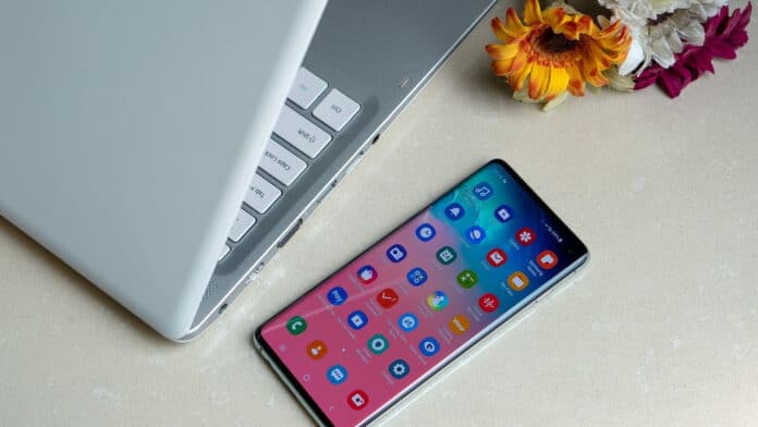 Est-ce difficile de changer l'écran de son Galaxy S10 ?